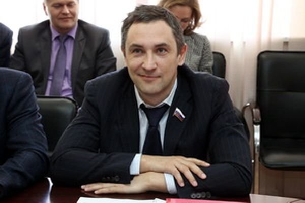 Нижегородский депутат Манухин досрочно сложил полномочия