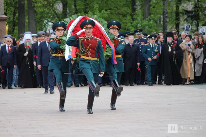 Фоторепортаж: парад в честь 80-й годовщины Победы прошел в Нижнем Новгороде - фото 126