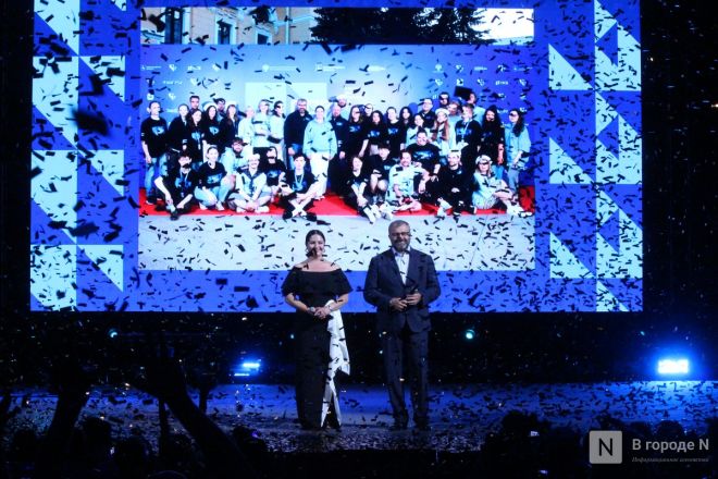 Фоторепортаж: как прошло закрытие &laquo;Горький fest&raquo; со знаменитостями в Нижнем Новгороде - фото 64