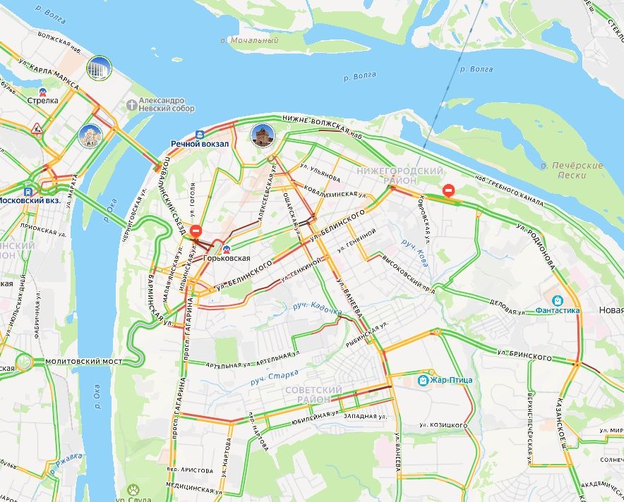 Огромные пробки сковали центр Нижнего Новгорода вечером 4 декабря - фото 1