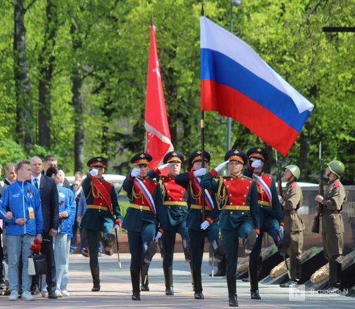 Без парада и салюта: как прошел День Победы в Нижнем Новгороде — фоторепортаж - фото 168