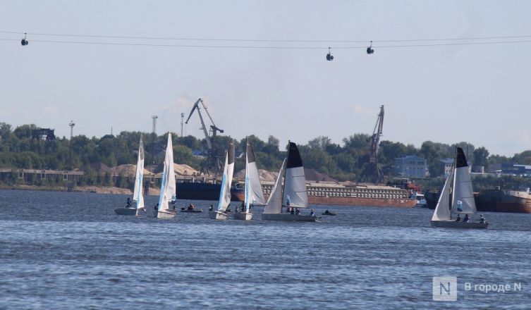 75 яхт и более 500 сапов вышли на Волгу в Нижнем Новгороде в День города - фото 62