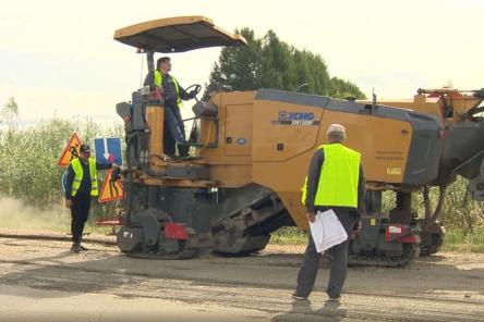 Разбитые при возведении трассы М-12 дороги ремонтируют в Нижегородской области