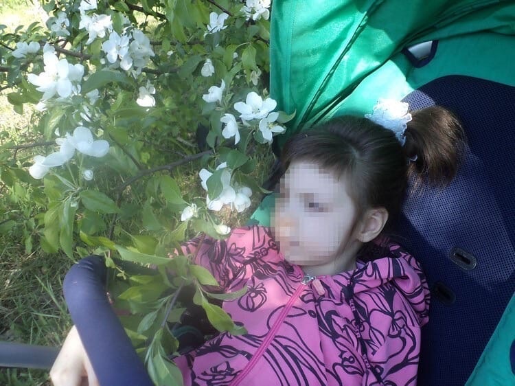 Соцсети: девочка с ДЦП скончалась в Нижнем Новгороде, подавившись супом