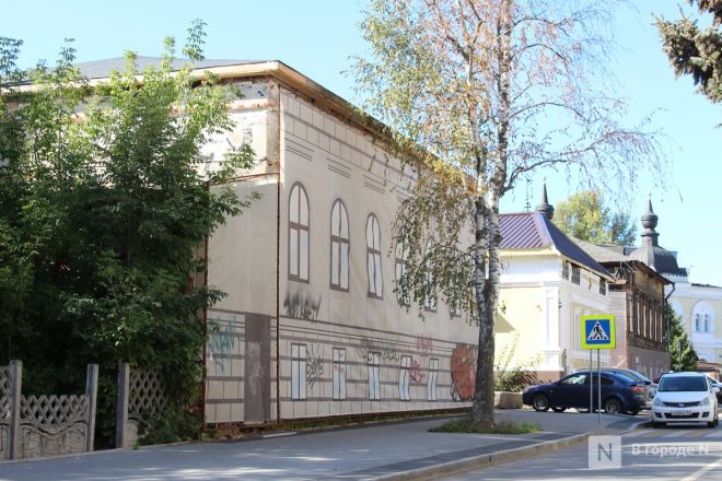 Старинные дома и современное искусство: как выглядит и чем привлекает Грузинский квартал в Нижнем Новгороде - фото 63