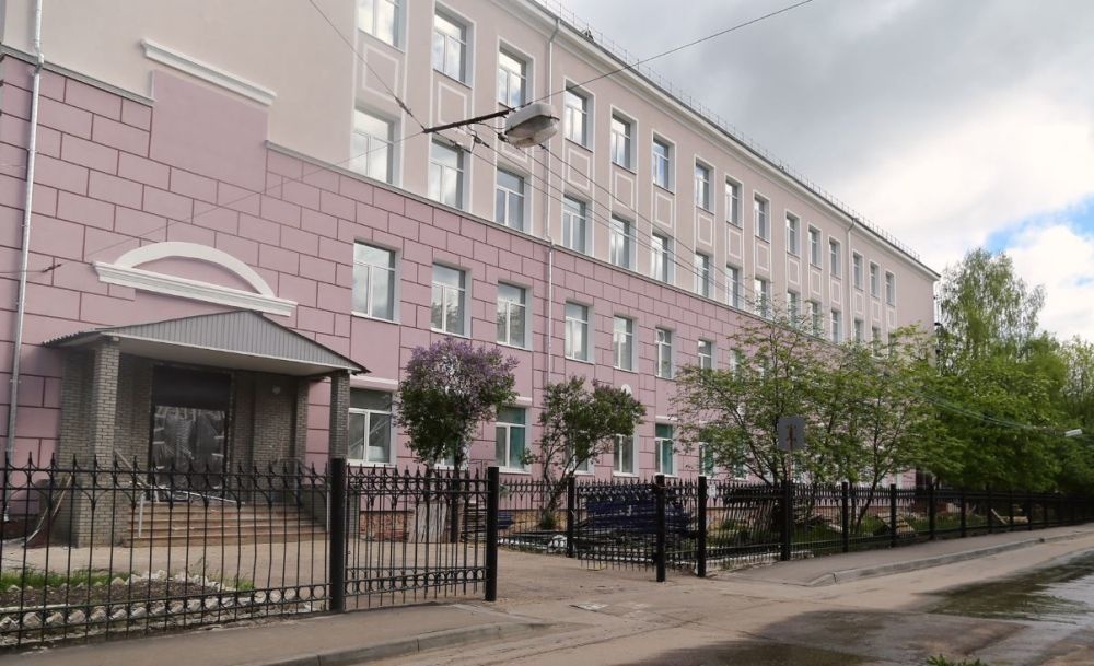 Первый за 69 лет капремонт завершается в сормовской школе № 141 - фото 1