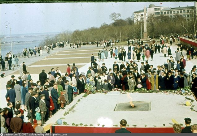 Как праздновали День Победы в Нижнем Новгороде в разные годы &mdash; архивные фото - фото 7
