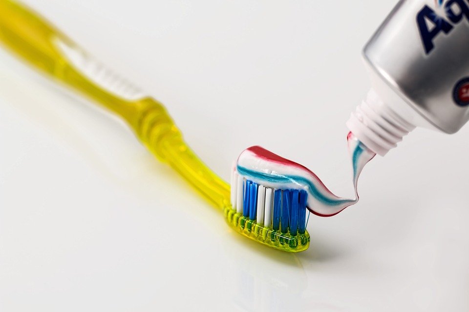 Росконтроль назвал марку токсичной зубной пасты - фото 2