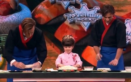 Четырехлетняя нижегородка удивила россиян навыками приготовления суши