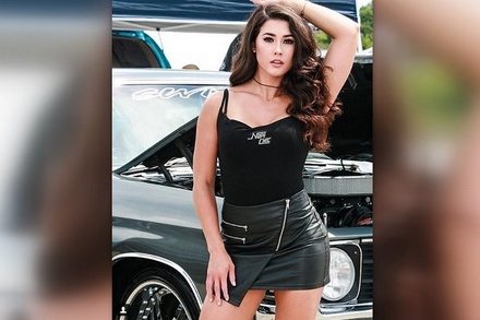 Загадочное убийство: модель застрелили за рулем ее собственного автомобиля