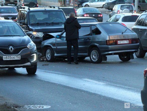 ДТП на проспекте Гагарина спровоцировало огромную пробку - фото 3