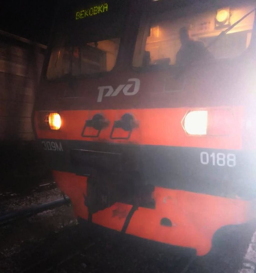 Иномарка упала на поезд в Навашине - фото 2