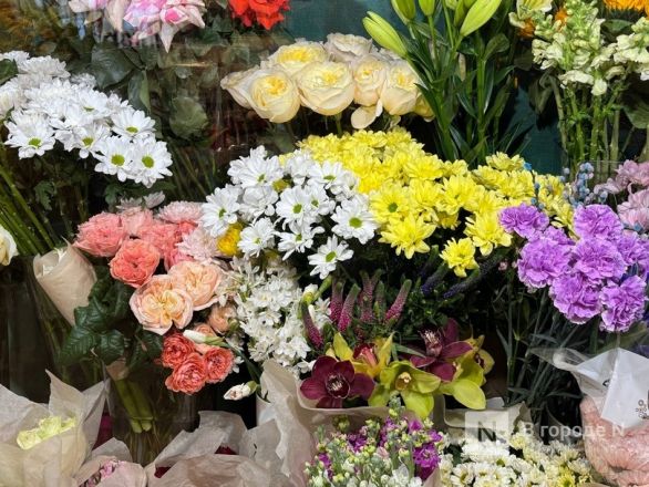 Мужчины, готовьтесь. Рассказываем, сколько стоят цветы к 8 марта в Нижнем Новгороде - фото 50