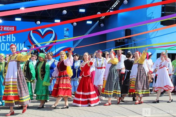 Масштабный гастрофест и концерты: как прошел День России в Нижнем Новгороде &mdash; фоторепортаж
