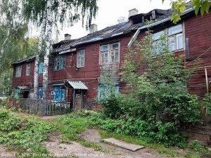 Следователи отреагировали на случай с обрушением потолка в Ленинском районе