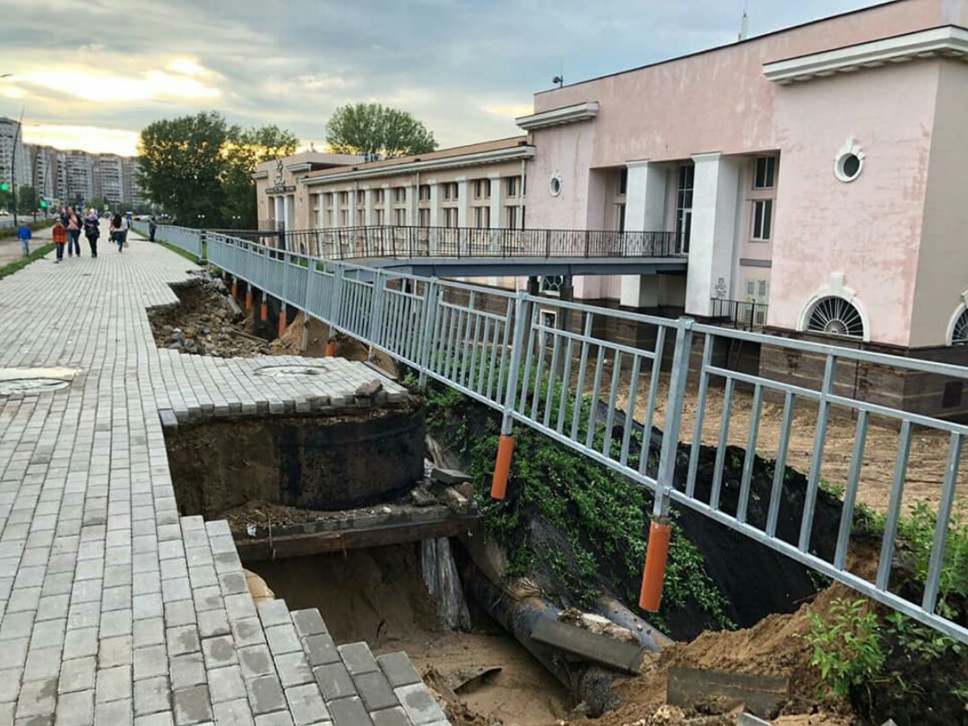 Проверка на прочность: как в Нижнем Новгороде восстанавливают разрушенные дождем дороги - фото 3