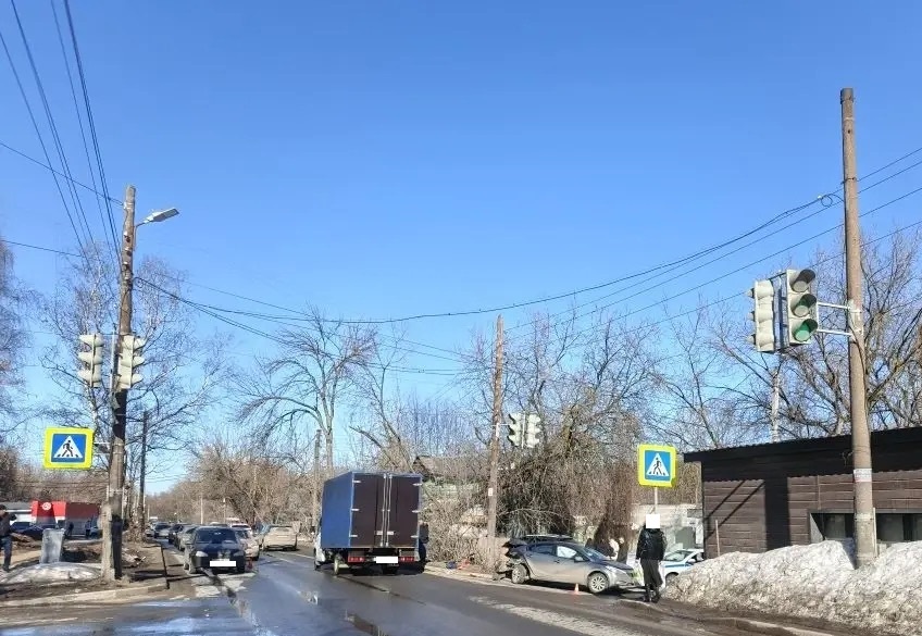 Двое детей пострадали в серьезных ДТП в Нижнем Новгороде  - фото 1