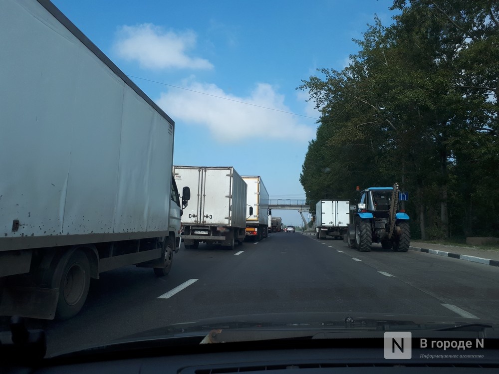 Массовая авария с грузовиками произошла в Чкаловском районе - фото 1