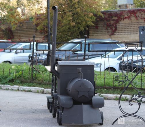 Танк-мангал и деревянные иконы: фоторепортаж с новой выставки от заключенных в Нижнем Новгороде - фото 58