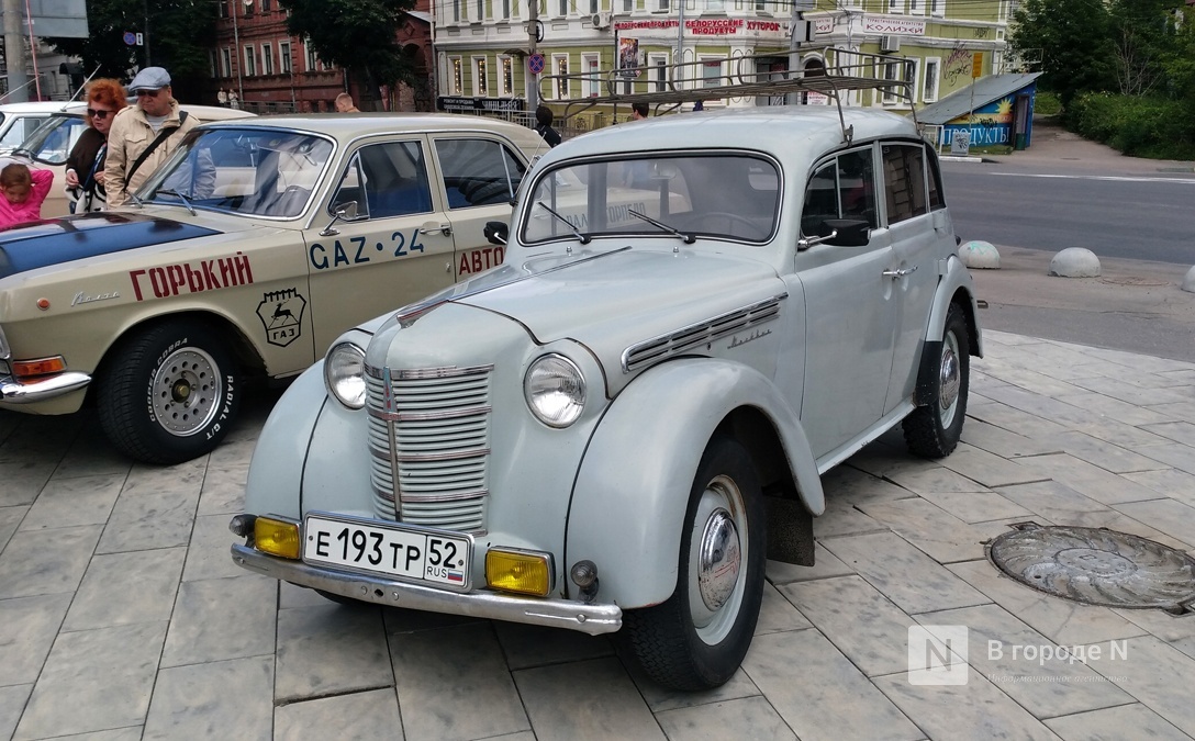 Редкие автомобили на нижегородских улицах: колеса страны Советов - фото 58