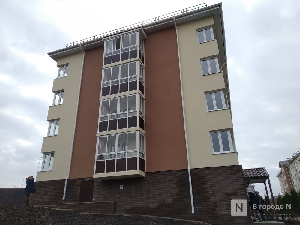 Жители Новинок пожаловались на канализацию, освещение и дороги - фото 1