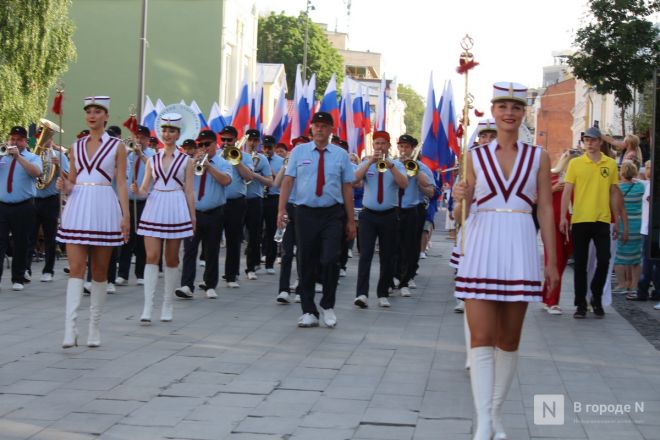 Певцов и Dabro выступили для нижегородцев в День России - фото 6