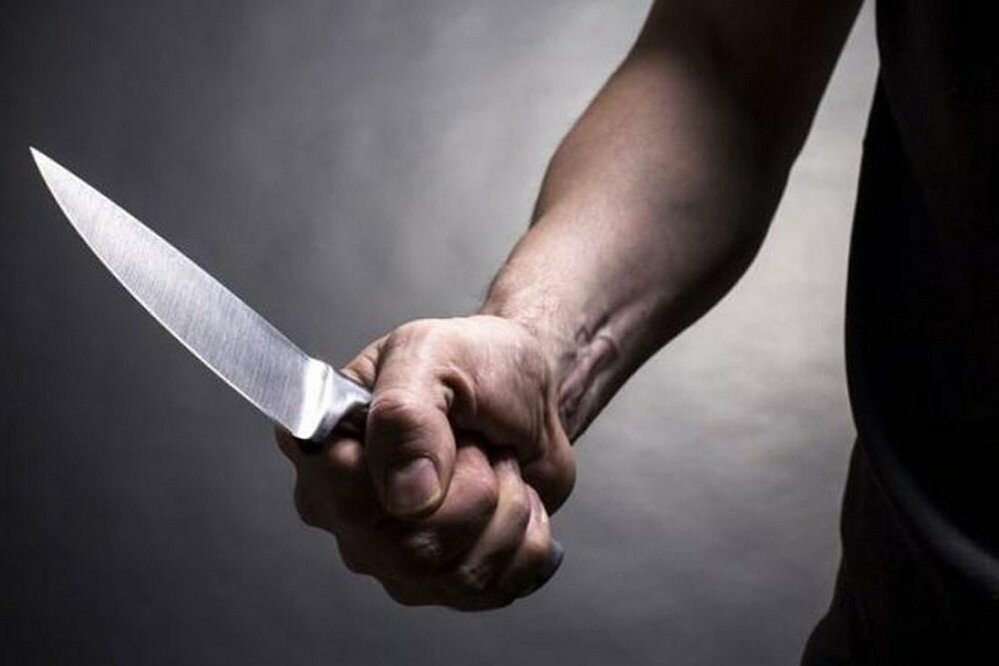 Житель Воротынского района в День смеха получил удар ножом в живот