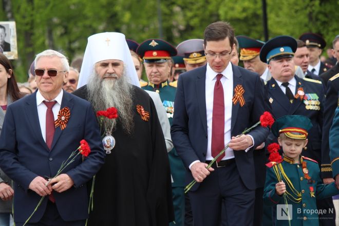 Фоторепортаж: парад в честь 80-й годовщины Победы прошел в Нижнем Новгороде - фото 76