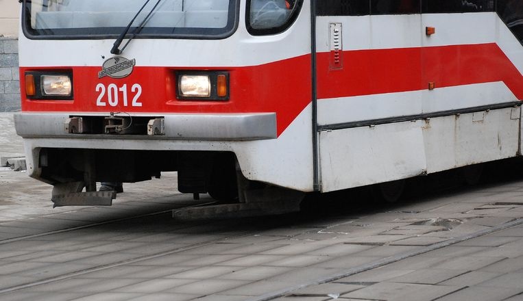 Трамвай задымился на Окском съезде в Нижнем Новгороде