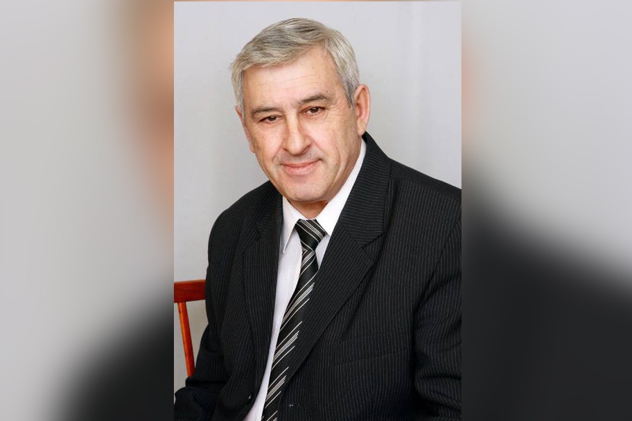 Бывший директор нижегородской школы № 126 Григорий Авербух скончался на 78 году жизни - фото 1