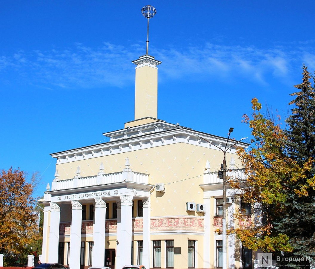 Опубликованы фото самых необычных домов в Соцгороде на Автозаводе - фото 1