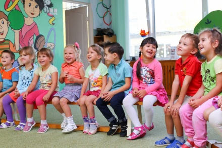 В Нижегородской области продлили выплаты при усыновлении детей